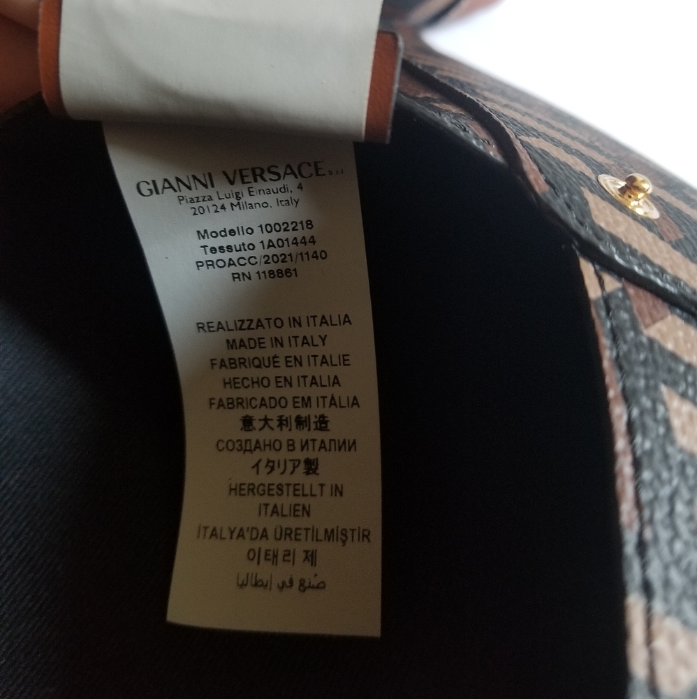 Versace Greca Monogram Coated Canvas Tote With Pouch Black Cream Gold - Picture 5 of 10